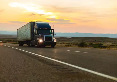 Stoller Trucking Offers Long Haul Trucking in Des Moines IA